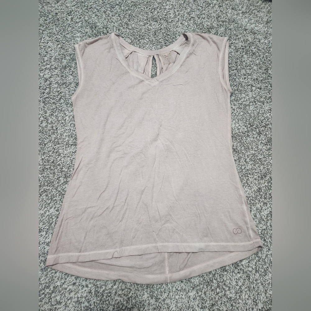 Blush Pink Carrie Underwood workout shirt